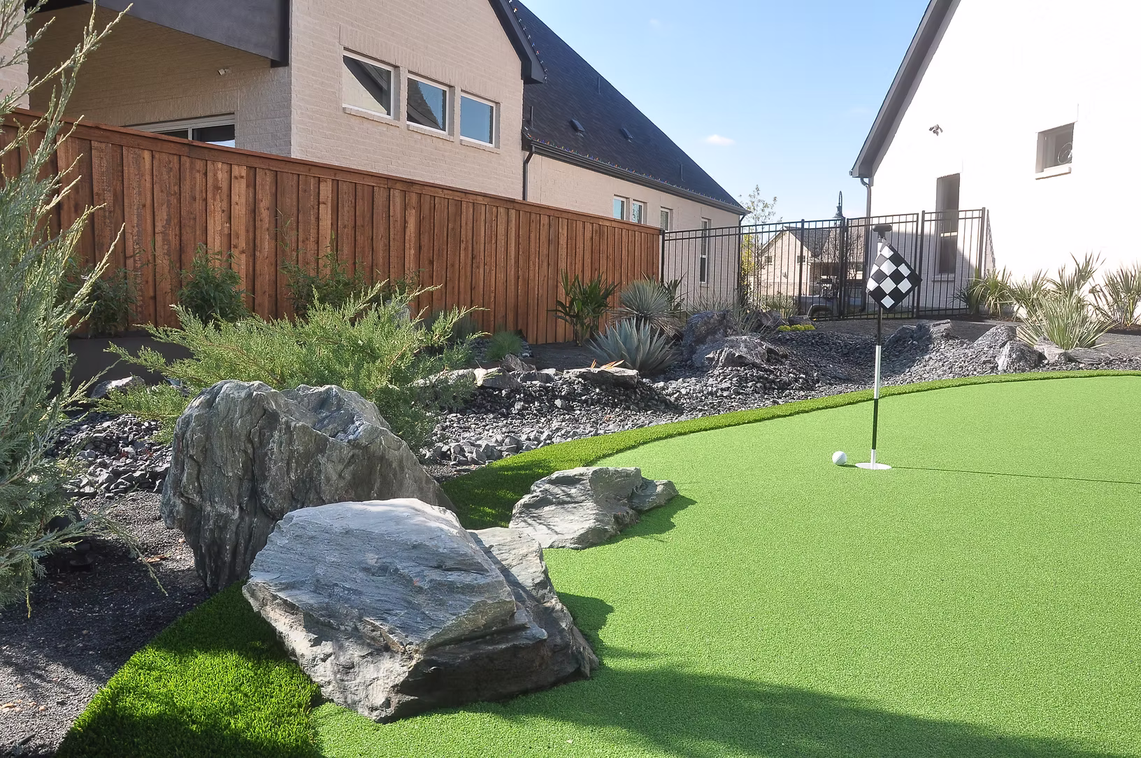 Obsidian — Arlington, TX, view 5
